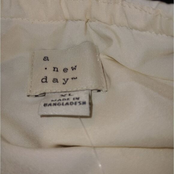 🆕💐A New Day Floral One Shoulder Puff Sleeve Cropped Top - Picture 4 of 4